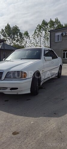 Mercedes C 240 1998, 350,000 km - 2.4 л - Quba