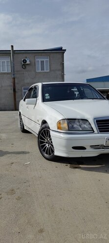 Mercedes C 240 1998, 350,000 km - 2.4 л - Quba
