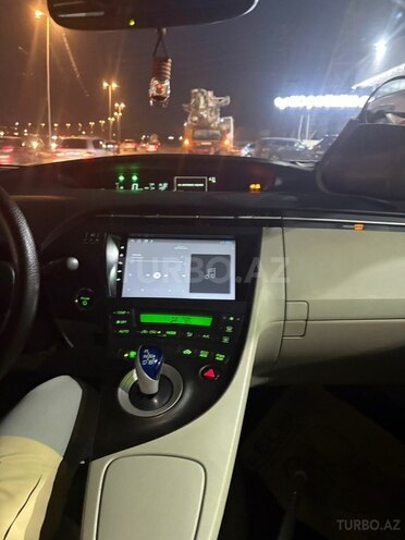 Toyota Prius 2011, 270,000 km - 1.8 l - Bakı