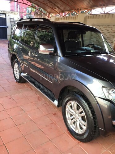 Mitsubishi Pajero 2015, 155,000 km - 3.0 л - Bakı