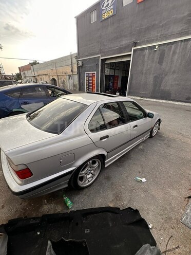 BMW 320 1993, 456,829 km - 2.0 л - Babək