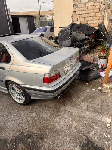 BMW 320 1993, 456,829 km - 2.0 л - Babək