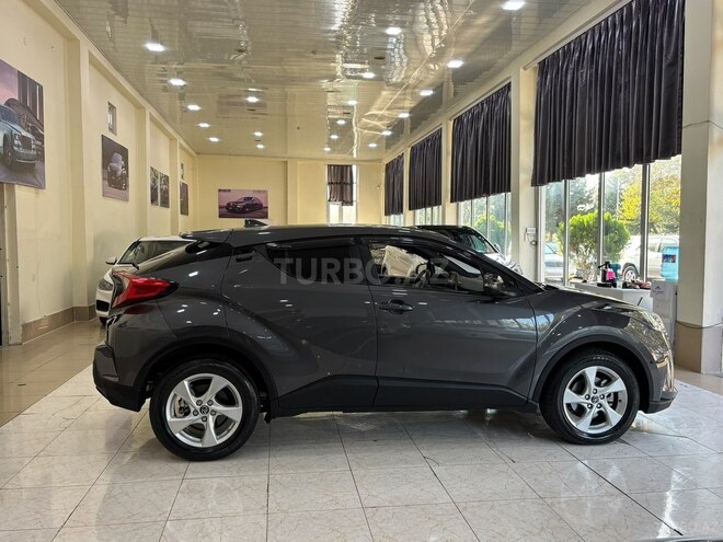 Toyota C-HR 2018, 55,000 km - 2.0 l - Mingəçevir