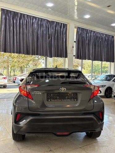 Toyota C-HR 2018, 55,000 km - 2.0 l - Mingəçevir
