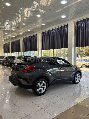 Toyota C-HR 2018, 55,000 km - 2.0 l - Mingəçevir