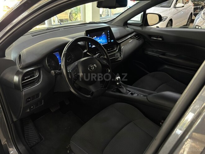 Toyota C-HR 2018, 55,000 km - 2.0 l - Mingəçevir