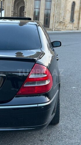 Mercedes E 240 2002, 288,680 km - 2.6 l - Bakı