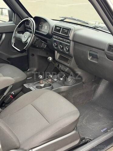 LADA (VAZ) Niva 2025, 22,000 km - 1.7 л - Gəncə