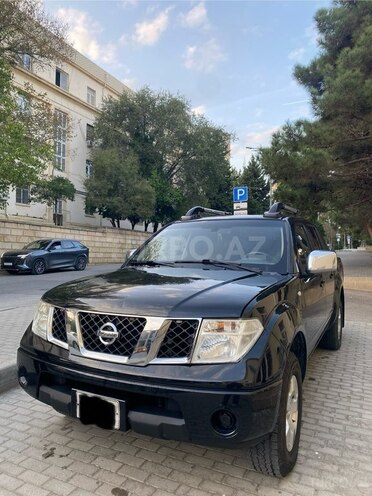 Nissan Navara 2011, 225,000 km - 2.5 л - Bakı