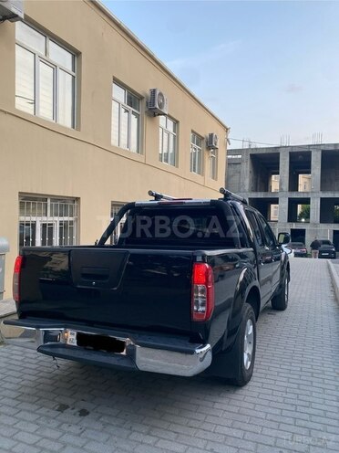 Nissan Navara 2011, 225,000 km - 2.5 л - Bakı