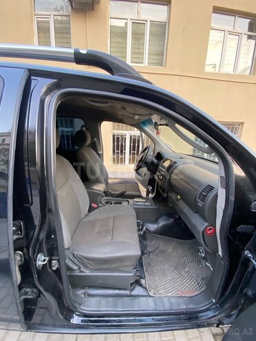 Nissan Navara 2011, 225,000 km - 2.5 л - Bakı