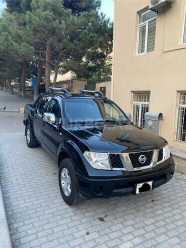 Nissan Navara 2011, 225,000 km - 2.5 л - Bakı