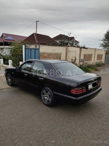 Mercedes E 230 1997, 462,000 km - 2.3 л - Neftçala