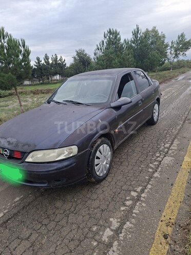 Opel Vectra 1996, 125,452 km - 1.6 л - Şirvan