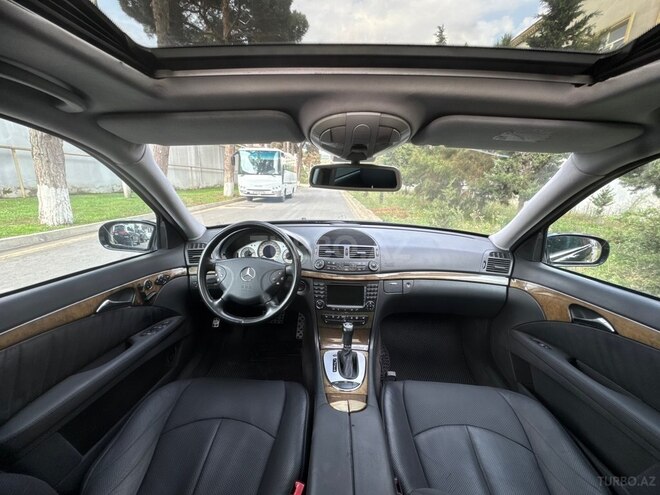 Mercedes E 320 2002, 244,000 km - 3.2 l - Bakı