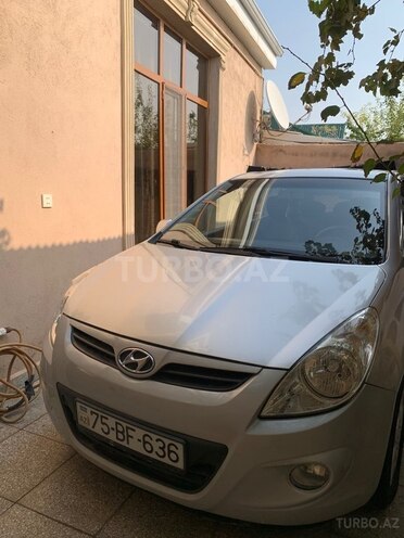 Hyundai i20 2009, 130,000 km - 1.4 l - Naxçıvan