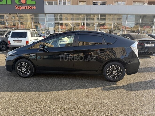 Toyota Prius 2015, 211,150 km - 1.8 л - Bakı