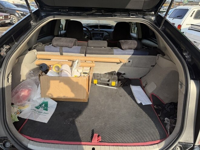Toyota Prius 2015, 211,150 km - 1.8 л - Bakı