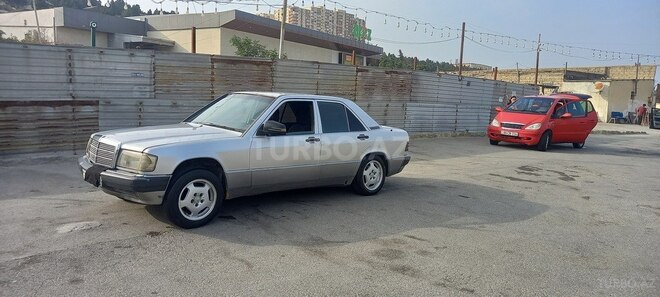Mercedes 190 1992, 334,000 km - 2.5 л - Bakı
