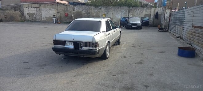 Mercedes 190 1992, 334,000 km - 2.5 л - Bakı