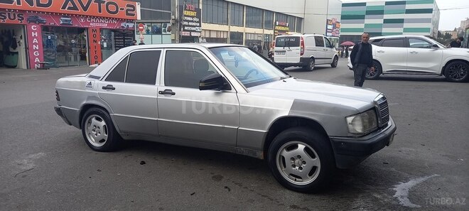 Mercedes 190 1992, 334,000 km - 2.5 л - Bakı