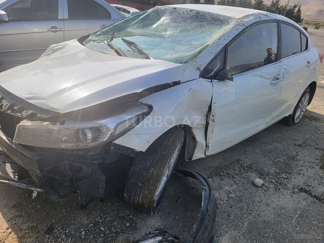 Kia Cerato 2016, 201,000 km - 1.6 л - Bakı
