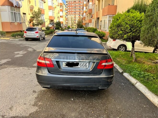 Mercedes E 220 2012, 296,341 km - 2.1 l - Bakı