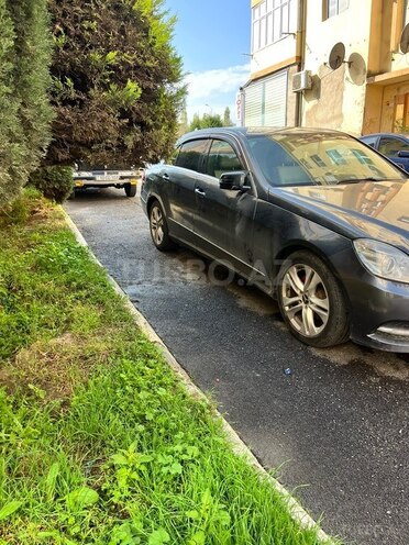 Mercedes E 220 2012, 296,341 km - 2.1 l - Bakı