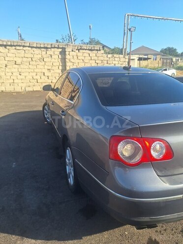 Volkswagen Passat 2005, 350,000 km - 2.0 l - Bakı