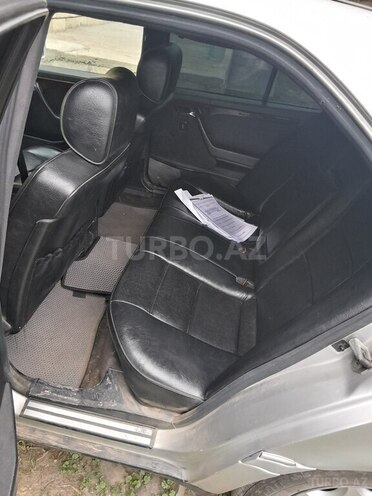 Mercedes C 220 1995, 287,000 km - 2.2 l - Masallı