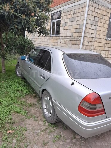 Mercedes C 220 1995, 287,000 km - 2.2 l - Masallı