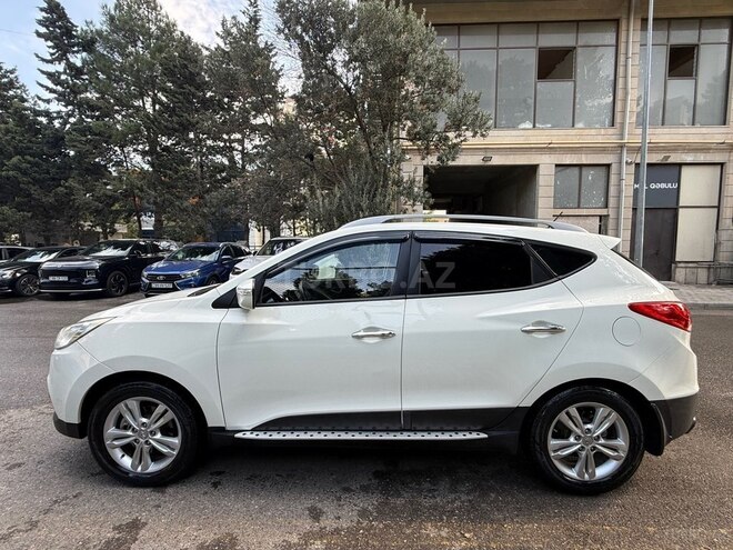 Hyundai ix35 2010, 286,000 km - 2.0 l - Bakı
