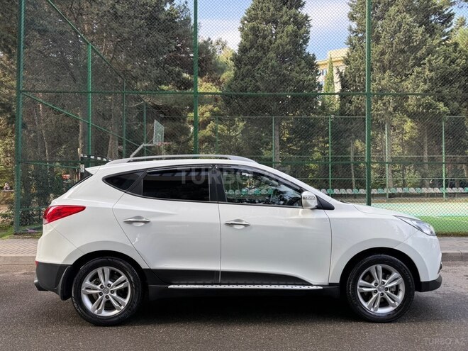 Hyundai ix35 2010, 286,000 km - 2.0 l - Bakı