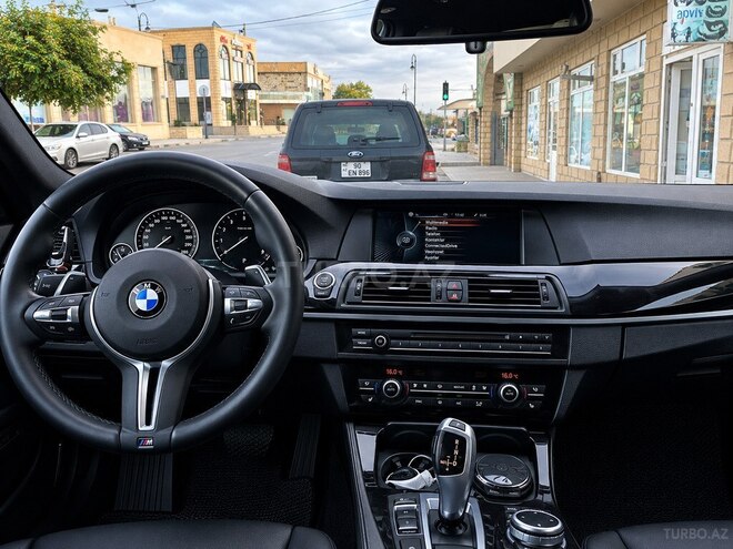 BMW 528 2015, 218,000 km - 2.0 л - Quba