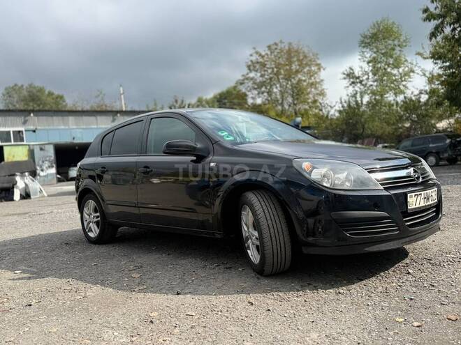 Opel Astra 2006, 400,000 km - 1.3 l - Qəbələ