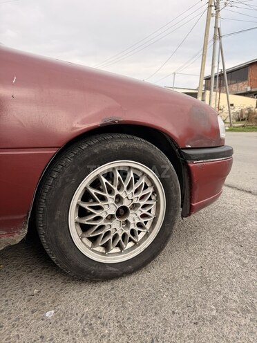 Opel Vectra 1994, 507,000 km - 2.0 l - Ağdaş