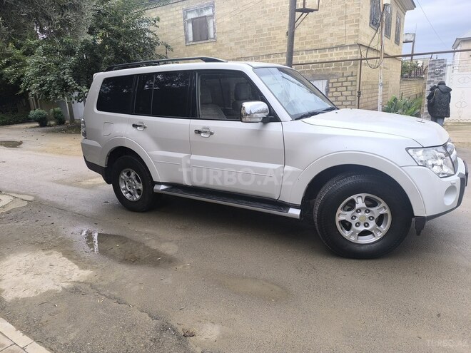 Mitsubishi Pajero 2007, 241,176 km - 3.0 l - Bakı