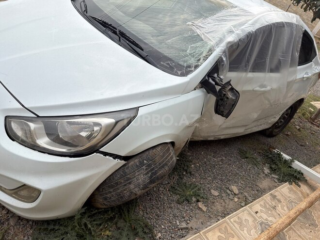 Hyundai Accent 2012, 312,000 km - 1.4 l - Gəncə