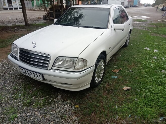 Mercedes C 220 1994, 500,000 km - 2.2 l - Sabirabad