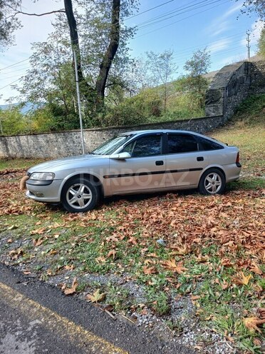 Opel Vectra 1997, 125,000 km - 1.8 l - Şəki