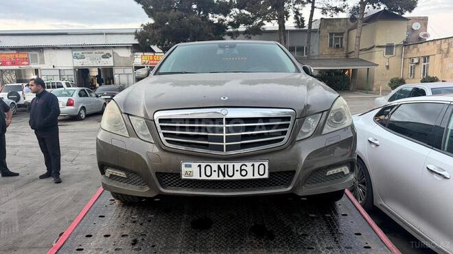 Mercedes E 220 2009, 225,000 km - 2.1 л - Bakı
