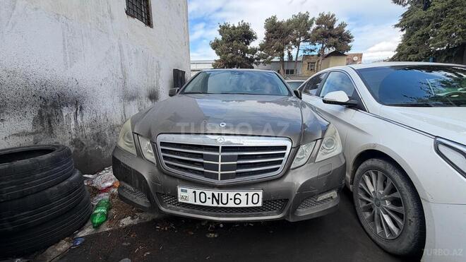 Mercedes E 220 2009, 225,000 km - 2.1 л - Bakı