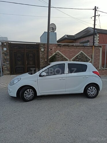 Hyundai i20 2010, 233,000 km - 1.4 l - Bakı