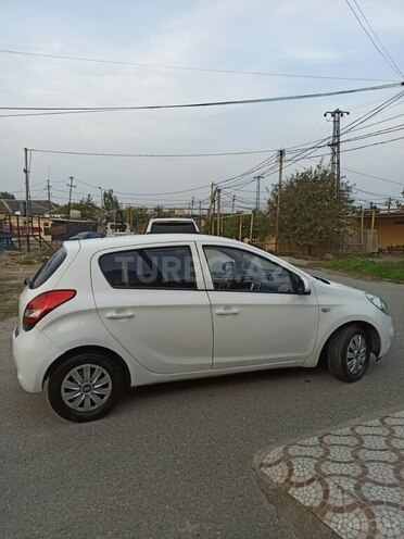 Hyundai i20 2010, 233,000 km - 1.4 l - Bakı