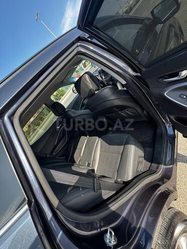 Hyundai Santa Fe 2015, 205,500 km - 2.0 л - Bakı