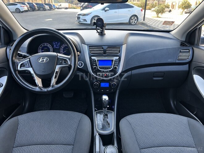 Hyundai Accent 2011, 199,200 km - 1.6 l - Sumqayıt