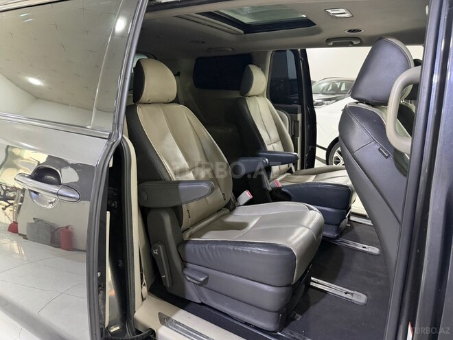 Kia Carnival 2017, 268,000 km - 2.2 л - Bakı