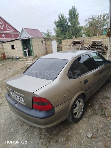 Opel Vectra 1996, 249,258 km - 1.8 l - Ağcabədi