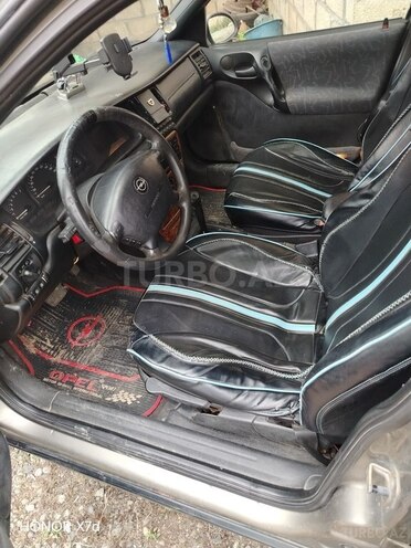 Opel Vectra 1996, 249,258 km - 1.8 l - Ağcabədi