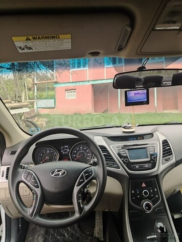 Hyundai Elantra 2015, 129,000 km - 1.8 l - Bakı